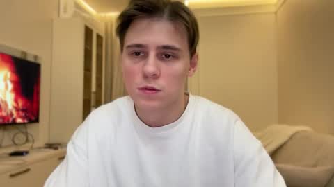 tyler_garrner online show from October 2025 02:30:01 PM