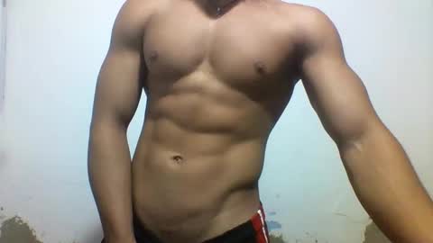 Snapshot of tyler_gold823 chatting on February 2025 01:17:02 PM Tyler online show from February 2025 01:17:02 PM