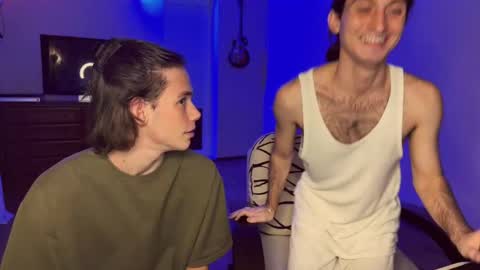 Snapshot of tyler_hack chatting on October 2025 07:34:02 PM Tyler and Chris online show from October 2025 07:34:02 PM