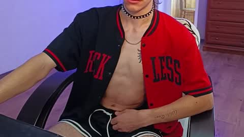 Snapshot of tyler_hack chatting on October 2025 12:27:01 PM Tyler and Chris online show from October 2025 12:27:01 PM