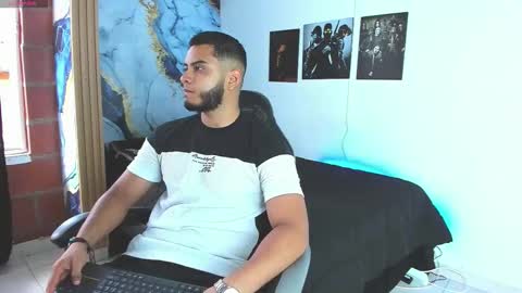 Snapshot of tyler_price01 chatting on September 2025 08:52:02 PM Tyler online show from September 2025 08:52:02 PM