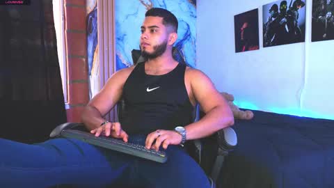 Snapshot of tyler_price01 chatting on September 2025 09:16:02 PM Tyler online show from September 2025 09:16:02 PM