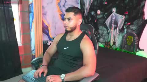 Snapshot of tyler_price01 chatting on October 2025 08:43:02 PM Tyler online show from October 2025 08:43:02 PM