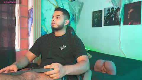 Snapshot of tyler_price01 chatting on November 2025 07:04:01 PM Tyler online show from November 2025 07:04:01 PM