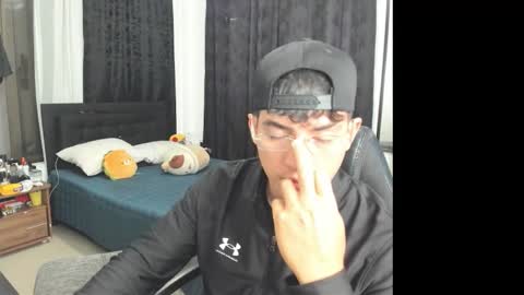 Snapshot of tyler_scotts2323 chatting on December 2025 02:05:02 AM tyler_scotts2323 online show from December 2025 02:05:02 AM