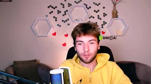 tyler_sparks_ online show from October 2025 09:56:01 PM