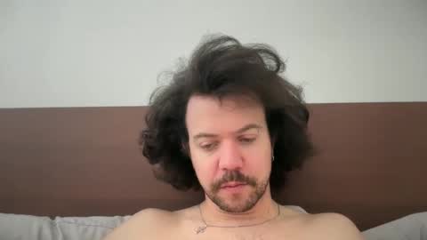 Tyleruzi online show from February 2025 04:36:02 PM