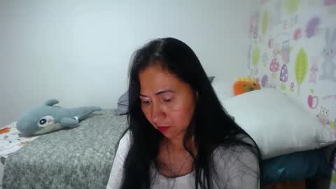 Tyna online show from May 2026 11:34:01 PM