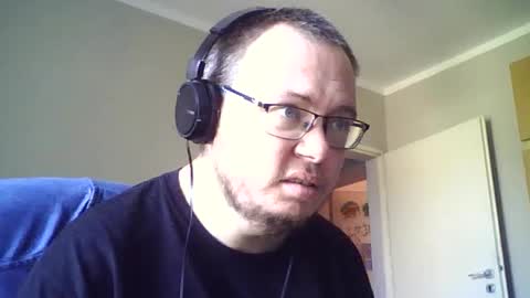 Snapshot of tyradi1991 chatting on June 2026 01:25:02 PM tyradi1991 online show from June 2026 01:25:02 PM