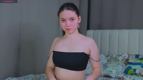 Snapshot of tyrasyversen chatting on December 2025 11:08:01 AM Emily online show from December 2025 11:08:01 AM