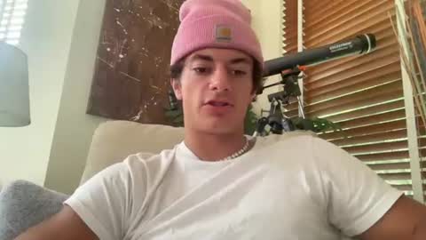 tyy0ung online show from July 2026 03:14:02 PM
