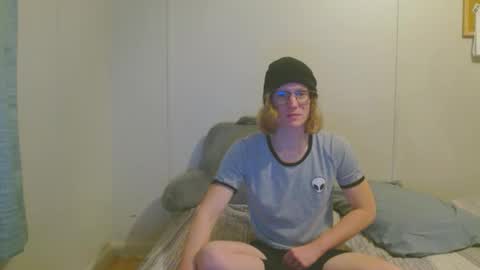 TylerAlternative online show from January 2025 12:06:02 AM