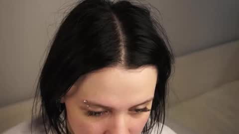 Lili online show from February 2025 05:55:01 AM