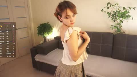 Lili online show from February 2026 05:30:01 PM