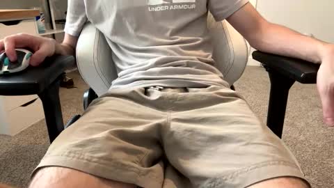 Love Lain online show from March 2026 10:25:01 PM