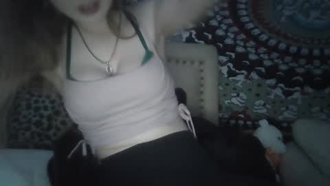 Snapshot of uhhhmeg chatting on February 2025 03:56:02 AM uhhhmeg online show from February 2025 03:56:02 AM