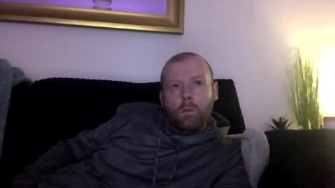 Snapshot of ukmatty3 chatting on March 2025 08:23:02 PM ukmatty3 online show from March 2025 08:23:02 PM