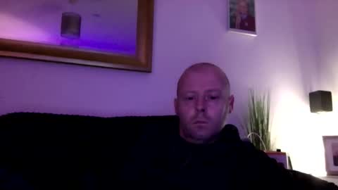 Snapshot of ukmatty3 chatting on November 2025 09:14:02 PM ukmatty3 online show from November 2025 09:14:02 PM