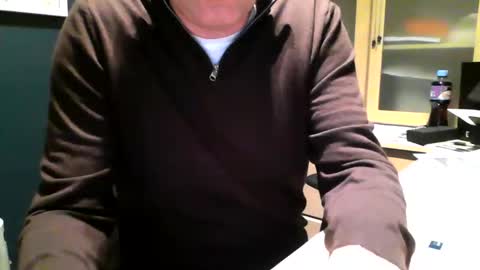 mark online show from October 2025 07:15:01 PM