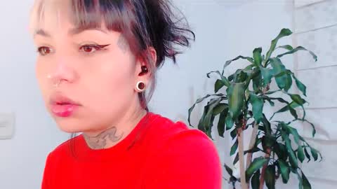 Snapshot of ulala_martina chatting on October 2025 12:55:02 AM Martina online show from October 2025 12:55:02 AM