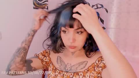 Snapshot of ulala_martina chatting on December 2025 08:13:02 PM Martina online show from December 2025 08:13:02 PM