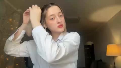 Emily online show from November 2025 11:31:02 AM