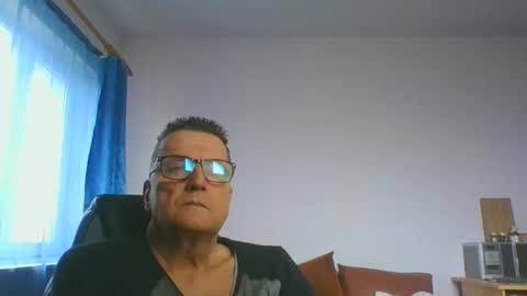 Snapshot of ulmeni4 chatting on January 2025 08:30:02 AM ulmeni4 online show from January 2025 08:30:02 AM