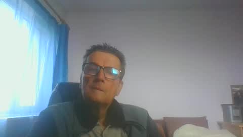 Snapshot of ulmeni4 chatting on October 2025 07:58:01 AM ulmeni4 online show from October 2025 07:58:01 AM