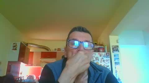 ulmeni4 online show from April 2026 07:39:02 AM