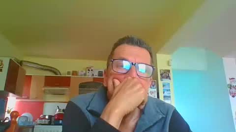 ulmeni4 online show from April 2026 09:26:02 AM