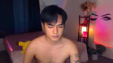 Snapshot of ultimatesexytrans chatting on February 2025 10:31:01 PM Alex online show from February 2025 10:31:01 PM