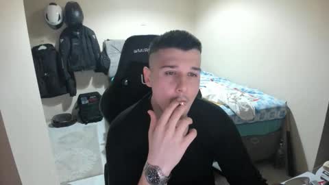 hi im mike tyson -  online show from April 2026 09:39:33 PM