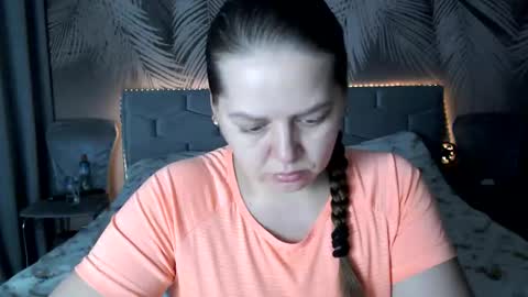 Snapshot of ulystar chatting on December 2025 07:35:01 AM Ulyana online show from December 2025 07:35:01 AM