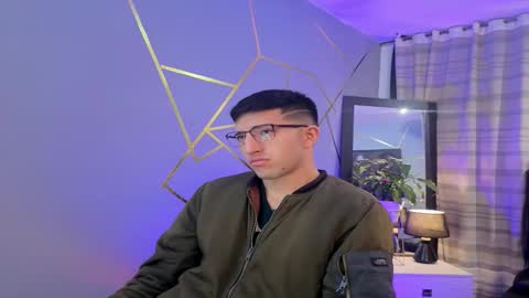 Snapshot of un_sluttyy chatting on November 2025 11:40:02 AM un_sluttyy online show from November 2025 11:40:02 AM