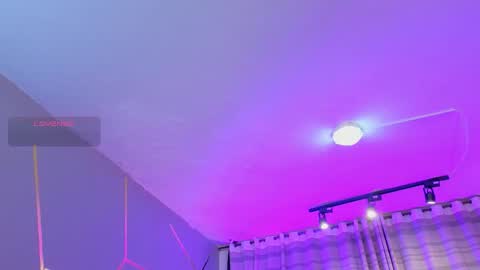 Snapshot of un_sluttyy chatting on November 2025 11:43:02 AM un_sluttyy online show from November 2025 11:43:02 AM