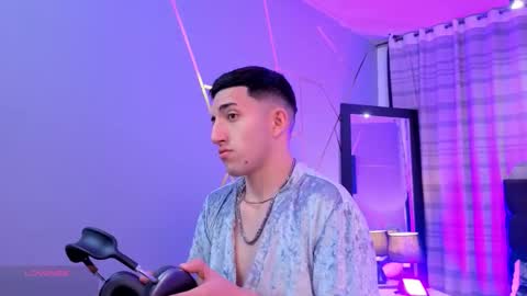 Snapshot of un_sluttyy chatting on December 2025 11:19:01 AM un_sluttyy online show from December 2025 11:19:01 AM