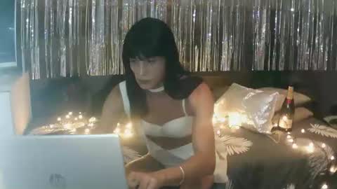 Snapshot of unadiosa chatting on September 2025 05:47:02 PM unadiosa online show from September 2025 05:47:02 PM