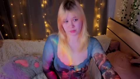 unburntkatniss online show from April 2026 01:36:02 PM