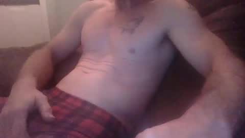 Snapshot of uncut4urbutt chatting on March 2025 07:30:01 AM uncut4urbutt online show from March 2025 07:30:01 AM