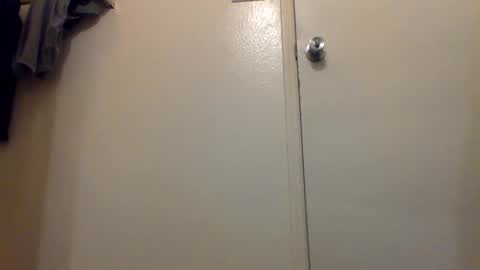 Snapshot of uncut_papi1989 chatting on February 2025 09:33:01 PM tele kuzhbuzh online show from February 2025 09:33:01 PM