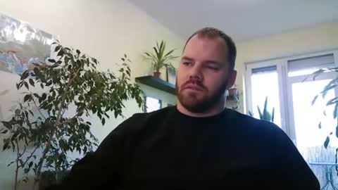 Uncut Strong online show from December 2025 01:26:01 PM