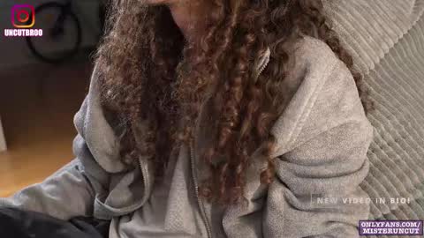 Mister Uncut online show from November 2025 08:52:01 PM