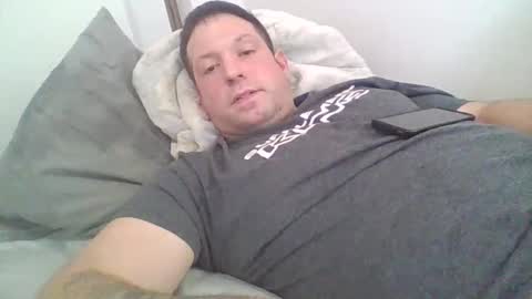 Snapshot of uncutstud18 chatting on November 2025 05:38:01 PM UncutStud online show from November 2025 05:38:01 PM