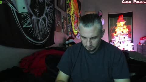 Snapshot of uncutstudxxx chatting on December 2024 12:49:02 PM UncutSTUDXXXManyvids online show from December 2024 12:49:02 PM