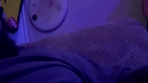 Snapshot of uncuttruss chatting on December 2025 10:42:01 AM uncuttruss online show from December 2025 10:42:01 AM