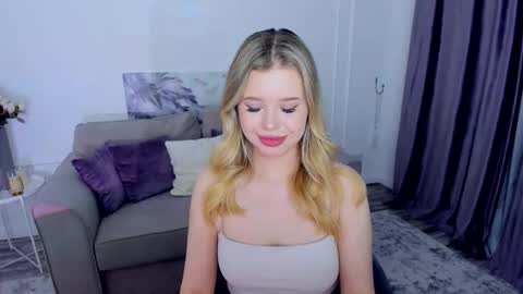 Alice online show from November 2025 07:38:01 PM