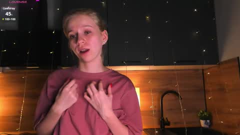 Im online every day 1700 GMT-4 online show from February 2025 12:24:01 AM