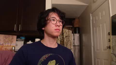 Snapshot of unhingedwang chatting on March 2025 03:11:02 AM wang online show from March 2025 03:11:02 AM