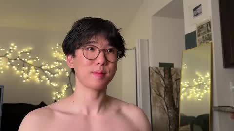 Snapshot of unhingedwang chatting on November 2025 11:04:02 PM wang online show from November 2025 11:04:02 PM