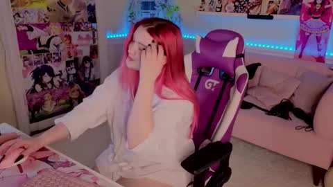 Unholy Lady online show from November 2025 06:23:02 AM